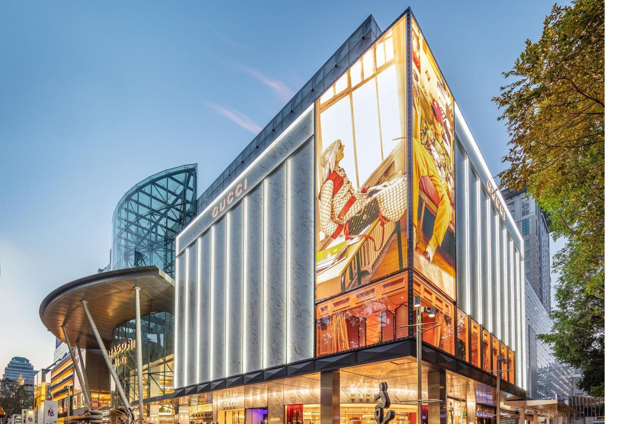 Pullman Singapore Orchard Exterior photo