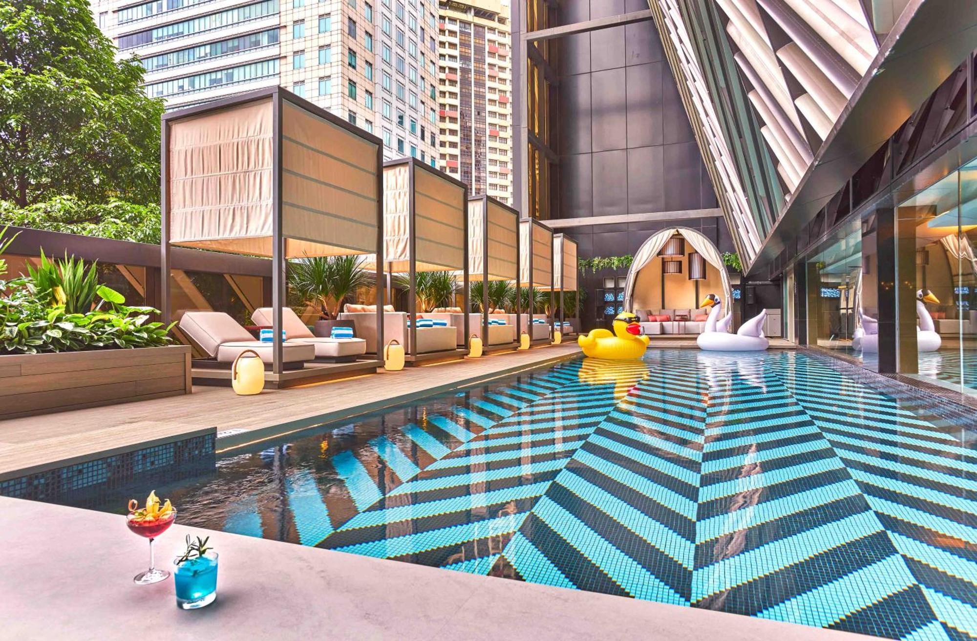 Pullman Singapore Orchard Exterior photo